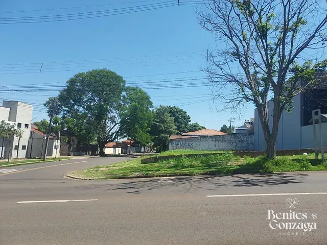 Terreno com 375m², à venda, no bairro Parque Palmeiras em Maringá