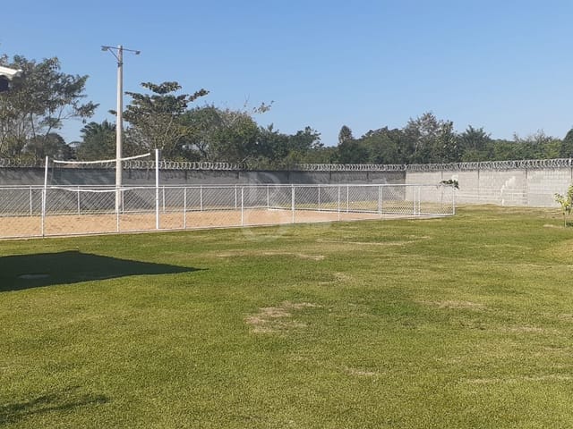 Terreno com 140m², à venda, no bairro Parque Novo Jockey em Campos dos Goytacazes