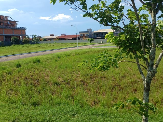 Foto do Terreno - Terreno plano de 385,61m², plano, com ESCRITURA PÚBLICA, no Condomínio Caminho do Engenho I - Campeche - Florianópolis/SC | Costão Sul Imóveis