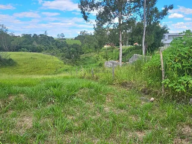 Terreno com 1000m², à venda, no bairro Penedo (Penedo) em Itatiaia