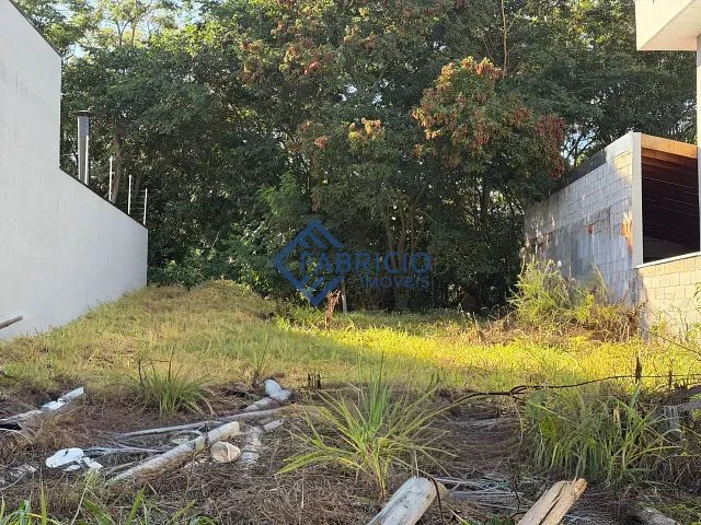 Terreno com 250m², à venda, no bairro Bosque em Vinhedo
