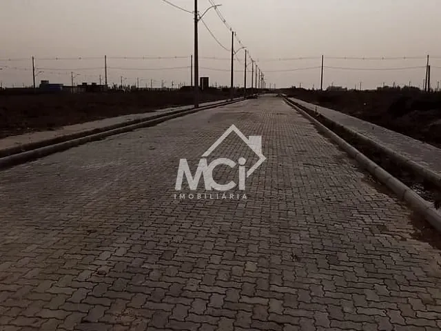 Terreno com 300m², à venda, no bairro Três Vendas em Pelotas