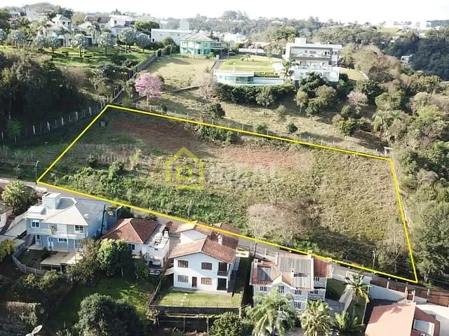 Terreno com 2454m², à venda, no bairro Centro em Concórdia