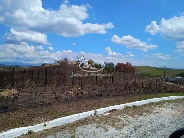 Terreno com 710m², à venda, no bairro Vale dos Reis em Itatiaia