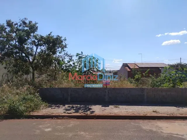 Terreno com 259m², à venda, no bairro Parque Das Andorinhas em Ituverava
