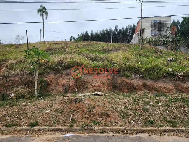 Terreno com 250m², à venda, no bairro Jardim Luiza em Guararema