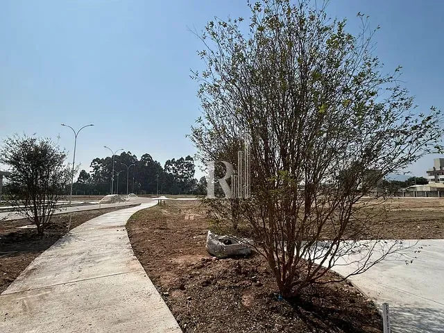 Terreno com 360m², à venda, no bairro Centro em Tijucas