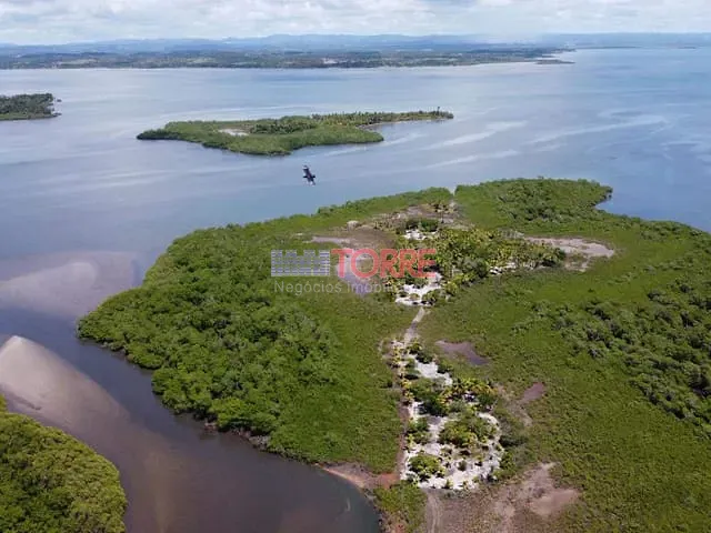 Terreno com 29300m², à venda, no bairro Ilha em Maraú