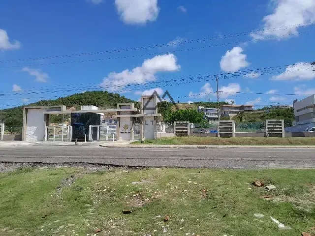 Terreno com 450m², à venda, no bairro Nossa Senhora da Vtória em Ilhéus