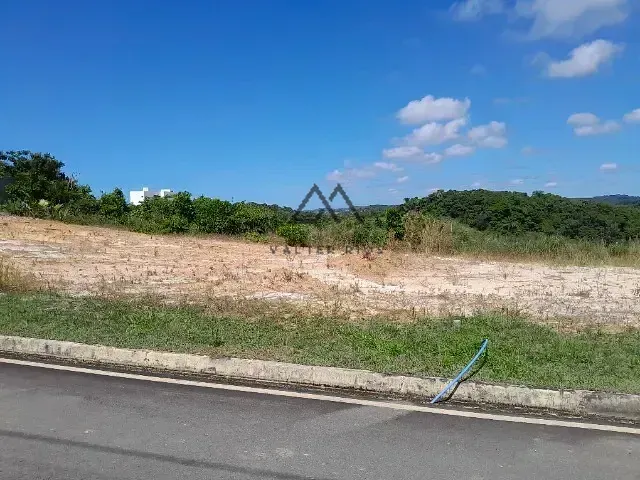 Terreno com 450m², à venda, no bairro Nossa Senhora da Vtória em Ilhéus