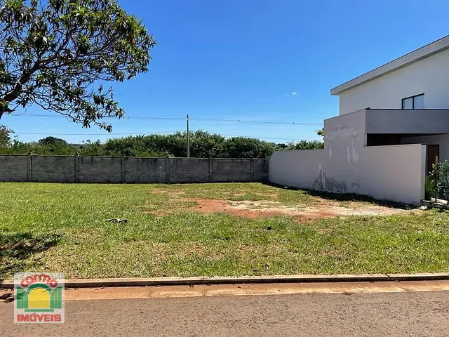 Terreno com 360m², à venda, no bairro CONDOMÍNIO TERRAS ALPHAVILLE ANÁPOLIS em Anápolis
