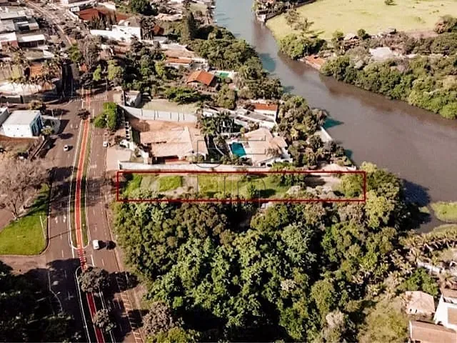 Terreno com 2425m², à venda, no bairro Centro em Londrina