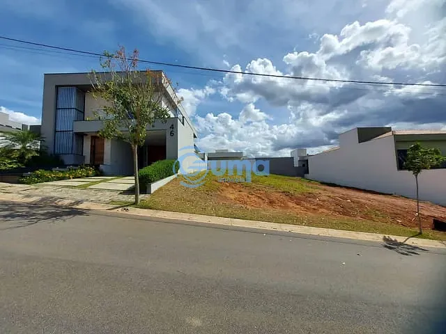 Terreno com 310m², à venda, no bairro Bom Retiro em Bragança Paulista