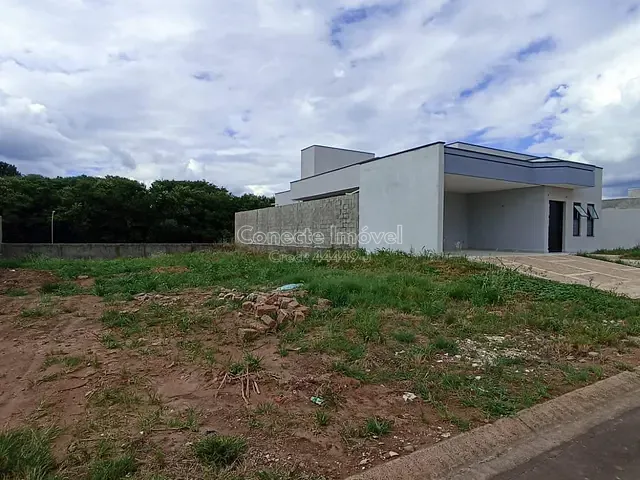 Terreno com 363m², à venda, no bairro Condomínio Residencial Holland Park em Holambra