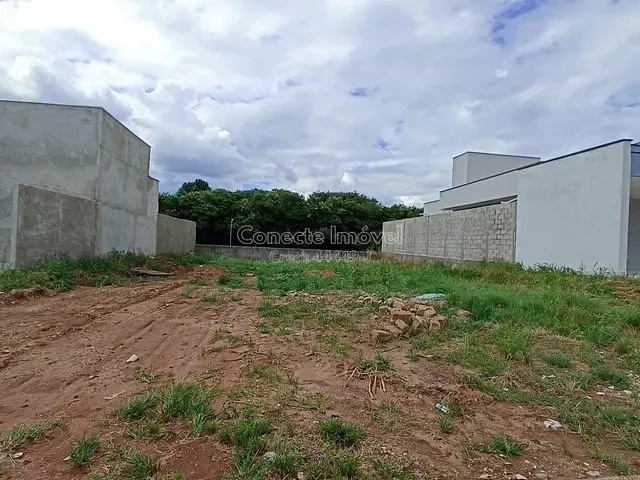 Terreno com 363m², à venda, no bairro Condomínio Residencial Holland Park em Holambra