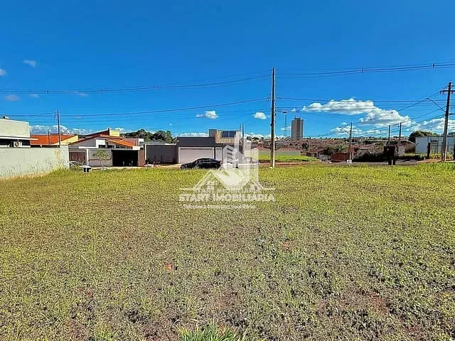 Terreno com 250m², à venda, no bairro Jardim Castelo em Pederneiras