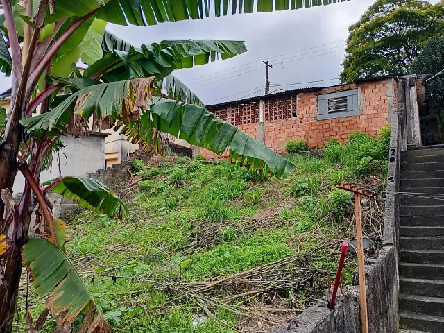 Terreno com 300m², à venda, no bairro Jardim Zaira em Mauá