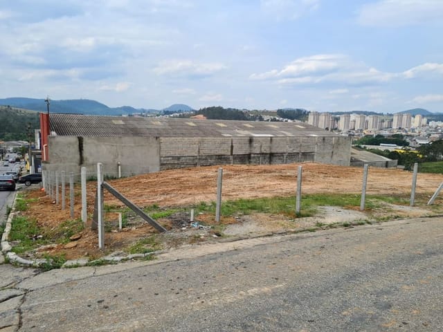 Terreno com 3008m², à venda ou para alugar, no bairro Jardim da Várzea em Santana de Parnaíba