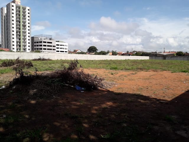 Terreno com 4444m², à venda, no bairro Parque das Nações em Pindamonhangaba