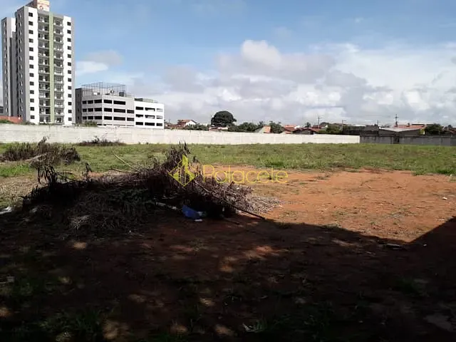 Terreno com 4444m², à venda, no bairro Parque das Nações em Pindamonhangaba