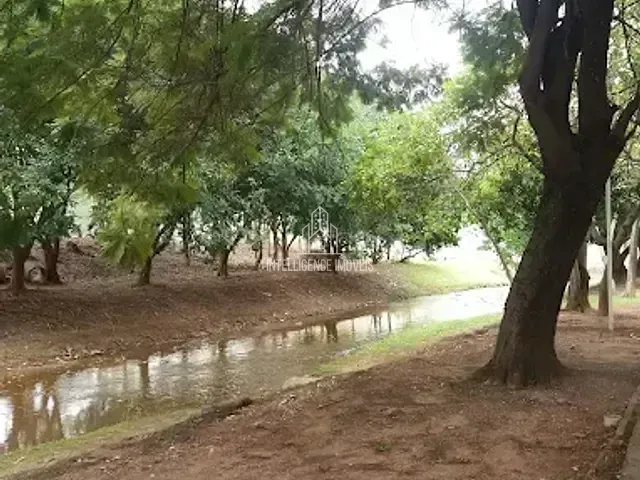 Terreno com 494m², à venda, no bairro Despraiado em Cuiabá