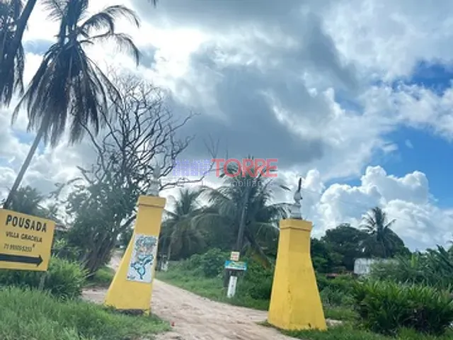 Terreno com 686m², à venda, no bairro Olivença em Ilhéus