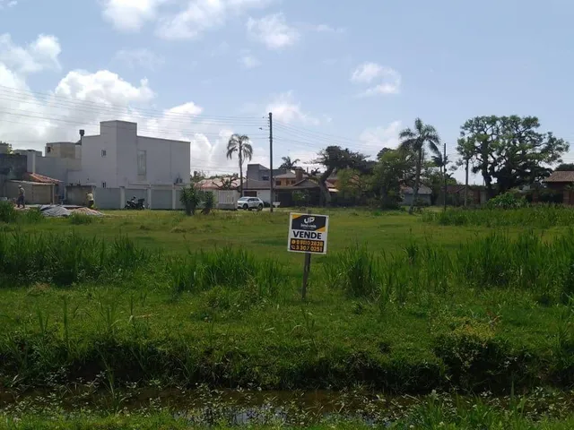 Terreno com 155m², à venda, no bairro Laranjal em Pelotas