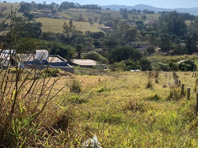Terreno com 300m², à venda, no bairro Recanto Do Sol em Extrema