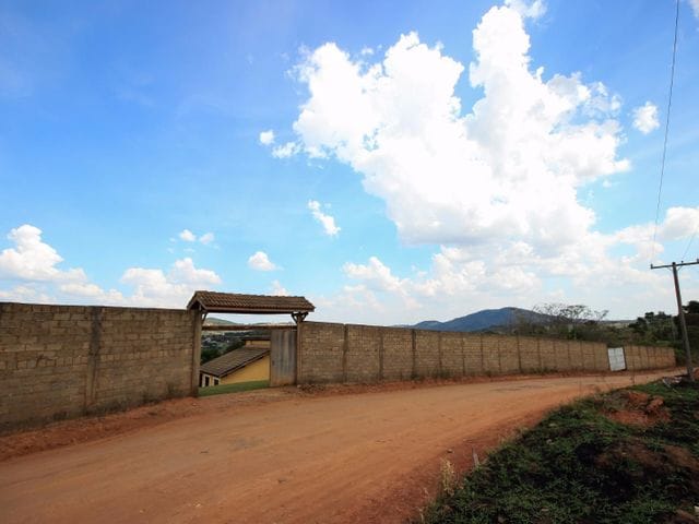 Terreno com 3000m², à venda, no bairro Sete Pontes em Bragança Paulista