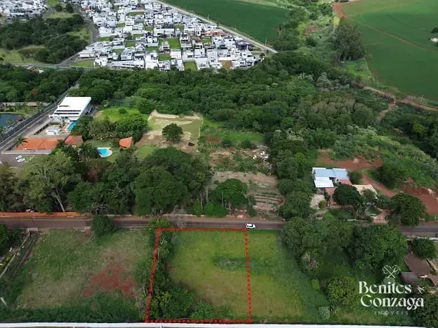 Terreno com 3023m², à venda, no bairro Chácaras Aeroporto em Maringá