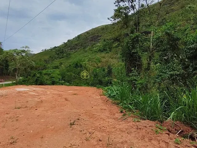 Terreno com 450m², à venda, no bairro Centro em Passa Vinte