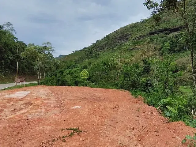 Terreno com 450m², à venda, no bairro Centro em Passa Vinte