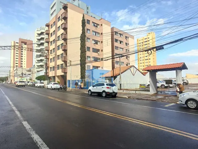 Terreno com 600m², à venda, no bairro Centro em Rolândia