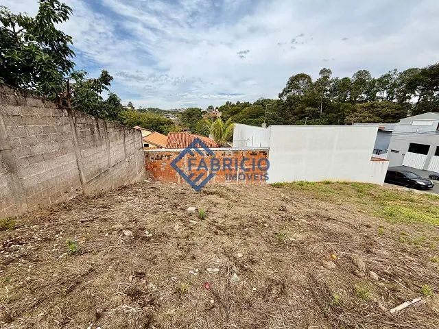Terreno com 250m², à venda, no bairro Santa Claudina em Vinhedo