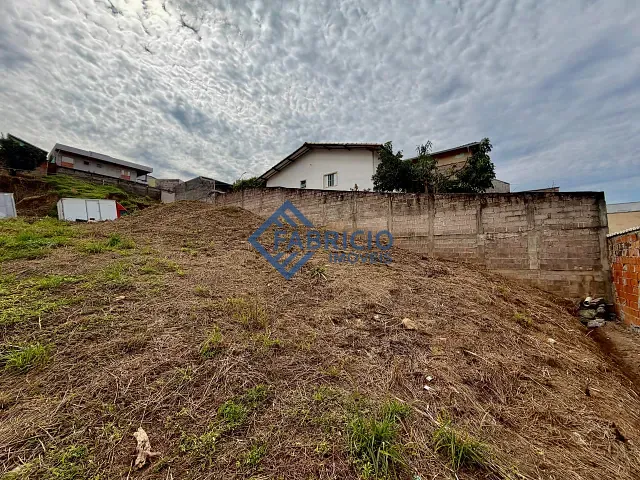 Terreno com 250m², à venda, no bairro Santa Claudina em Vinhedo