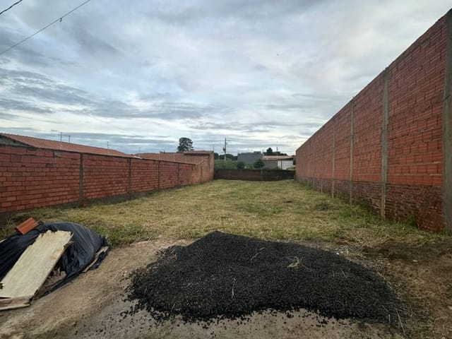 Terreno com 250m², à venda, no bairro Vista Alegre em Santa Bárbara D'Oeste