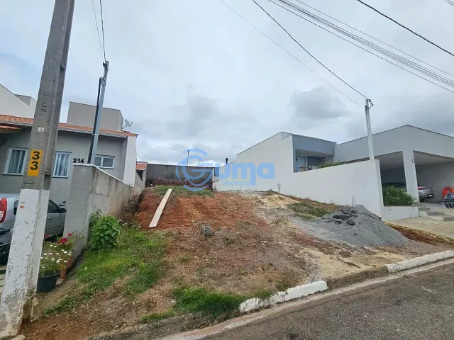 Terreno com 250m², à venda, no bairro Condomínio Portal da Serra em Bragança Paulista