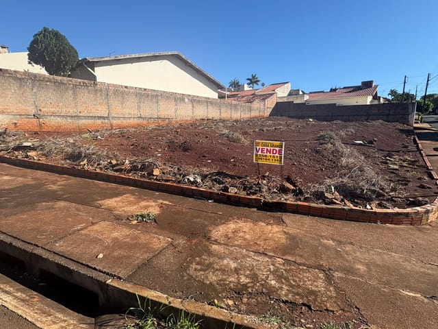 Foto do Terreno - Excelente terreno de esquina à venda na Avenida Brasília - Jardim Alto da Boa Vista em Rolândia | Imobiliária Casa Grande - Rolândia