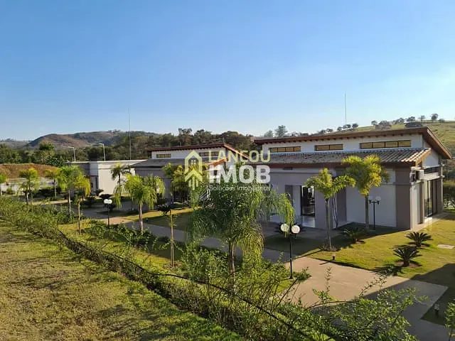 Terreno com 800m², à venda, no bairro Centro em Itupeva