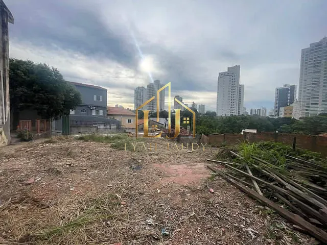 Terreno com 874m², à venda, no bairro Quilombo em Cuiabá