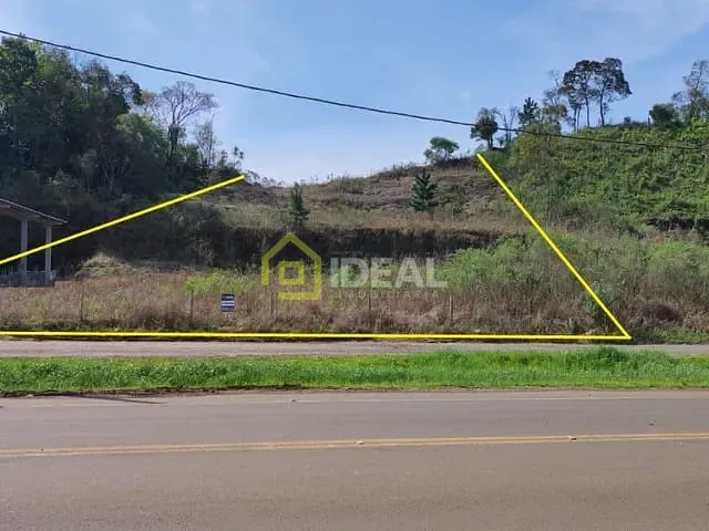 Terreno com 3281m², à venda, no bairro Colinas em Concórdia
