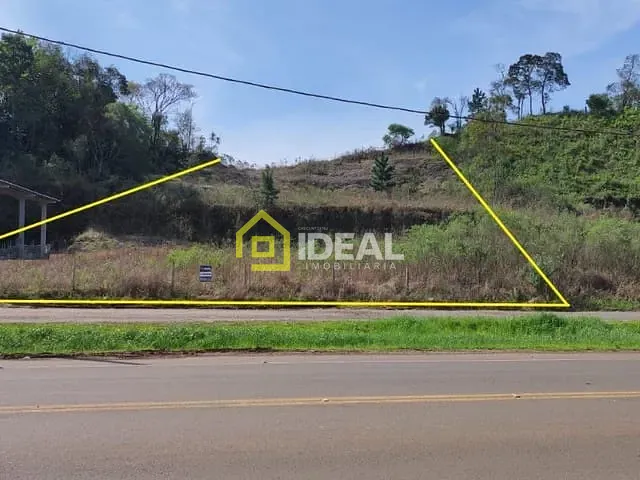 Terreno com 3281m², à venda, no bairro Colinas em Concórdia