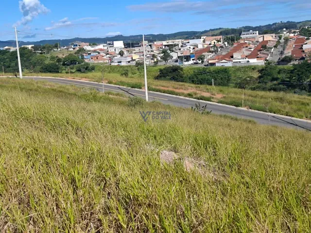 Terreno com 250m², à venda, no bairro Putim em São José dos Campos