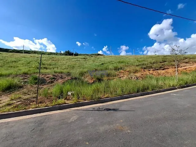 Terreno com 250m², à venda, no bairro Putim em São José dos Campos