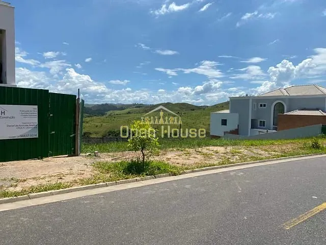 Terreno com 420m², à venda, no bairro Casa de Pedra em Volta Redonda