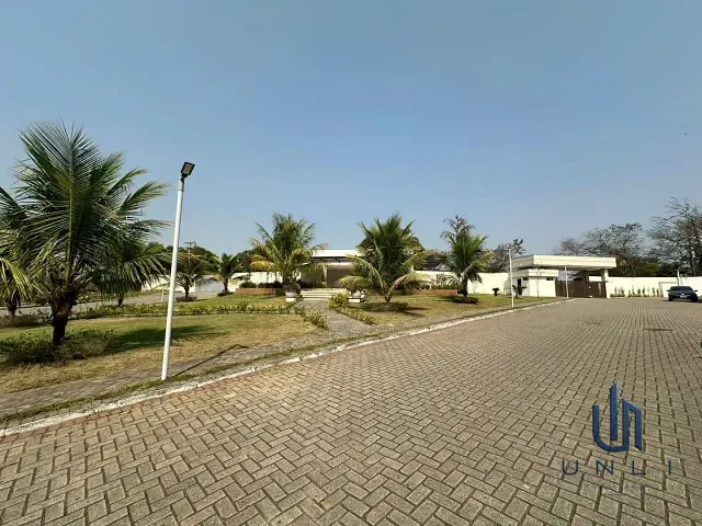 Terreno com 409m², à venda, no bairro Laranjal em Volta Redonda