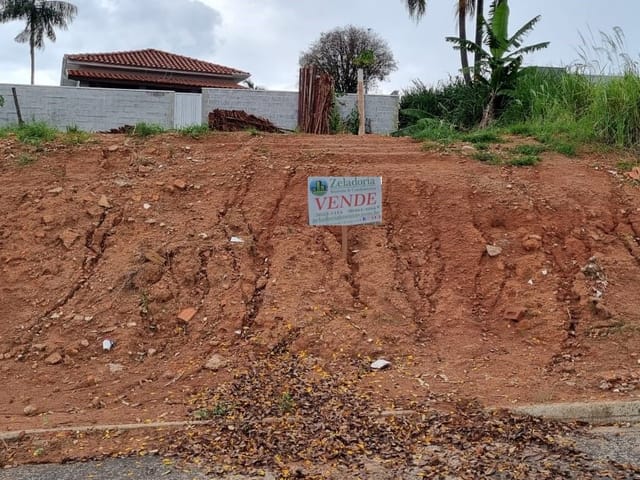 Terreno com 168m², à venda, no bairro Jardim Aurora em São João da Boa Vista