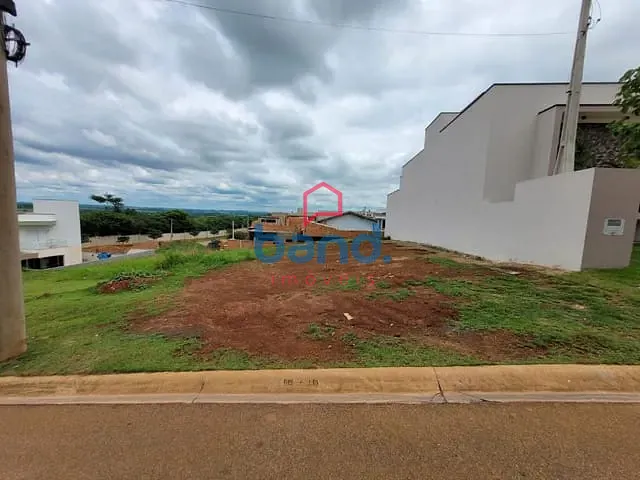 Terreno com 250m², à venda, no bairro Portal Ville Flamboyant em Porto Feliz