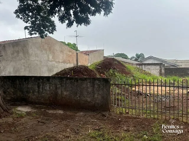 Terreno com 258m², à venda, no bairro Vila Esperança em Maringá