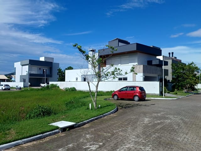 Foto do Terreno - Terreno plano de 390,96m², plano, com ESCRITURA PÚBLICA, no Condomínio Caminho do Engenho I - Campeche - Florianópolis/SC | Costão Sul Imóveis